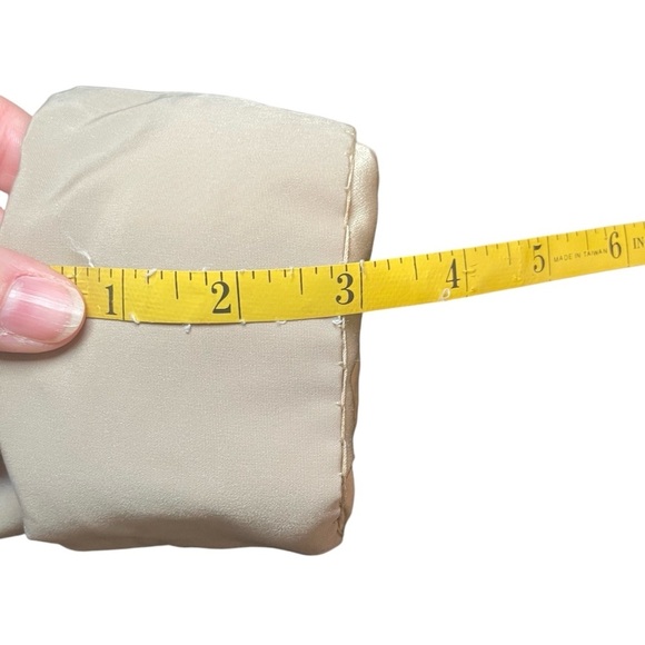 London Fog Women’s Trench Coat Tan Medium 3 Button Spring Rain Casual Neutral - Picture 12 of 13